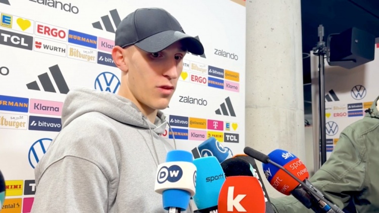 yunkai官网-施洛特贝克：我和多特并未接近续约，凯尔离开后我需要和新总监谈